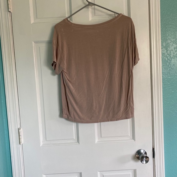 ⭐️5 for 25⭐️American Eagle T-Shirt - Picture 2 of 4